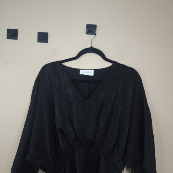 Six/Fifty Batwing Sleeve Empire Waist V-neck Blouse in Black Size S - Picture 3 of 8